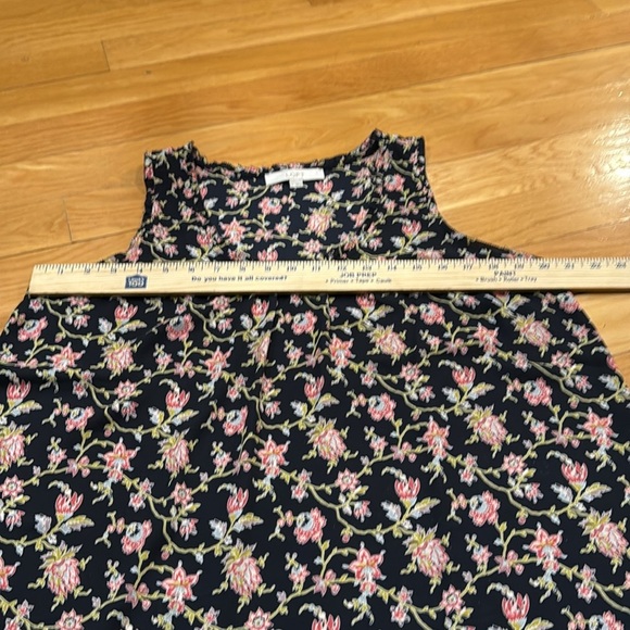 Loft women’s sleeveless floral blouse size large. - Picture 5 of 8